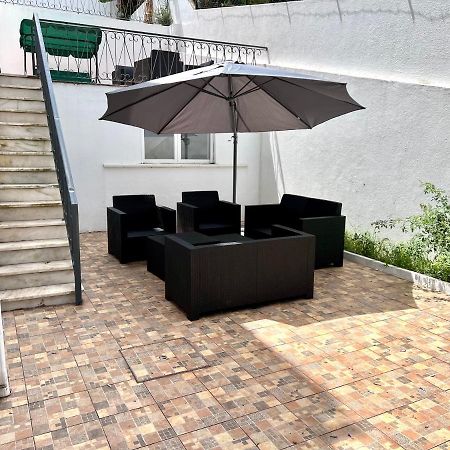 Oieras Beach Suite 2 - Large Double Room With En-Suite Bathroom And Balcony Оейраш Екстериор снимка